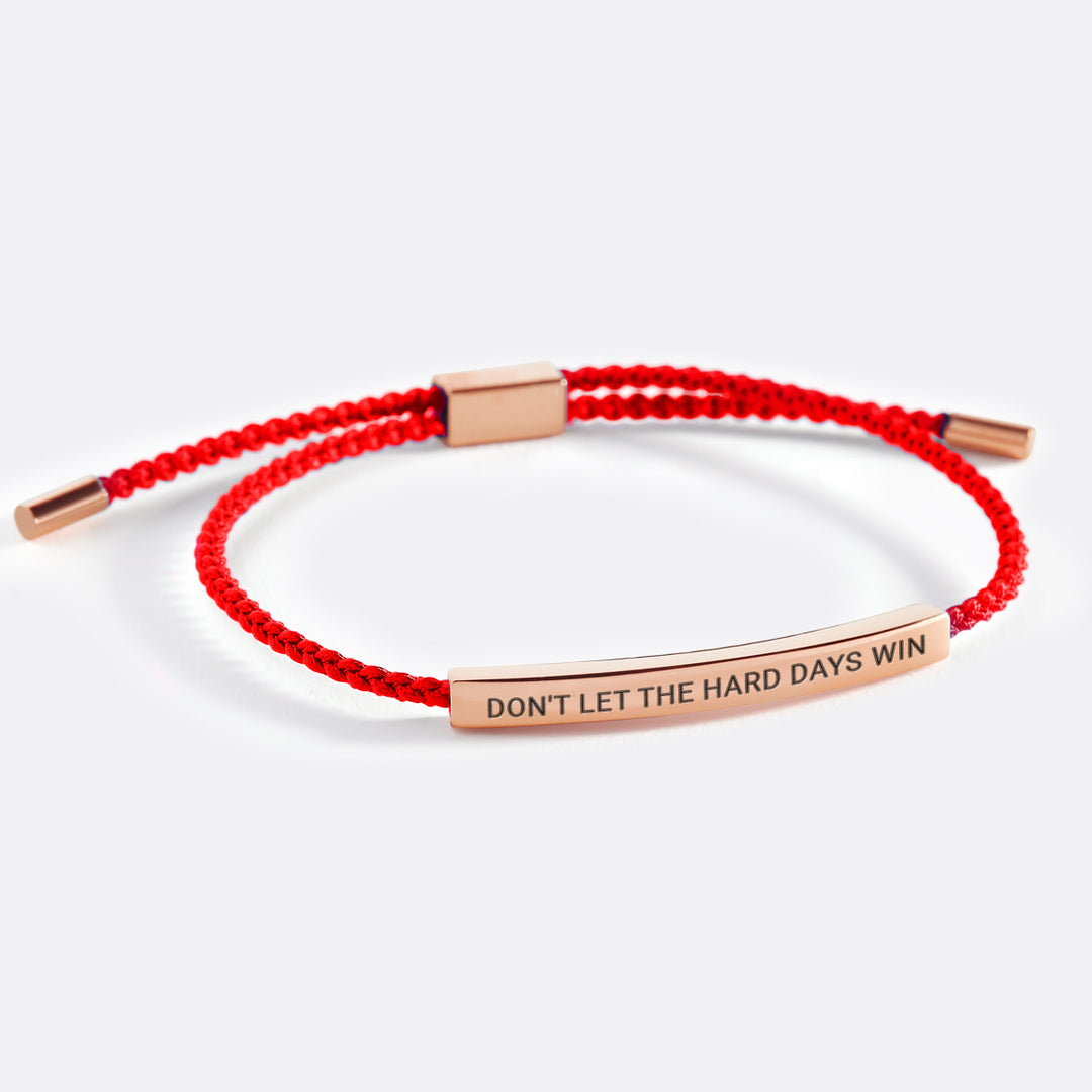 Minimalistisches Gravurarmband