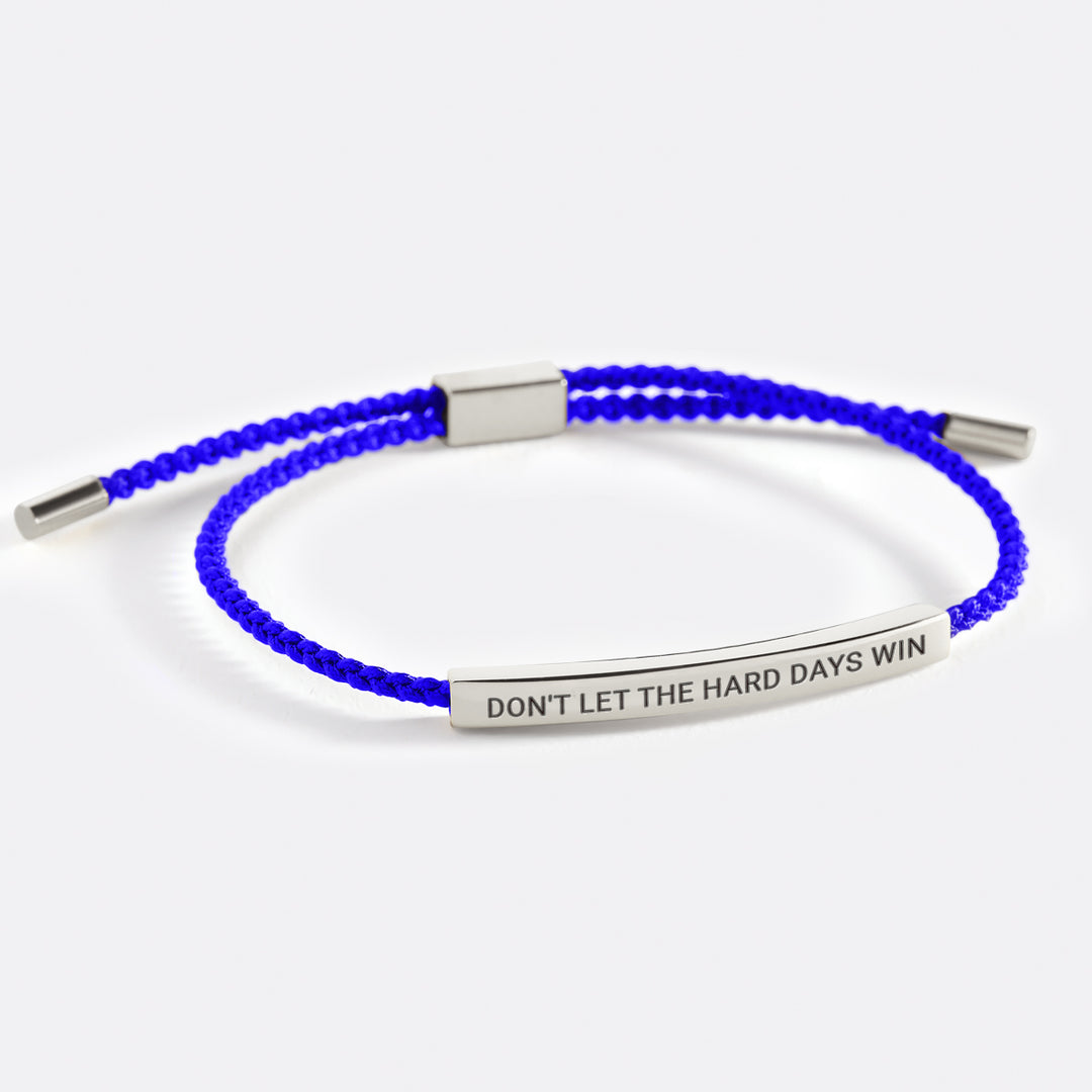 Minimalistisches Gravurarmband
